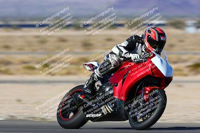 media/Jan-09-2022-SoCal Trackdays (Sun) [[2b1fec8404]]/Turn 11 (935am)/